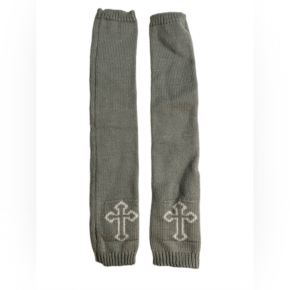 Gray Knit Arm Warmers with Cross Design